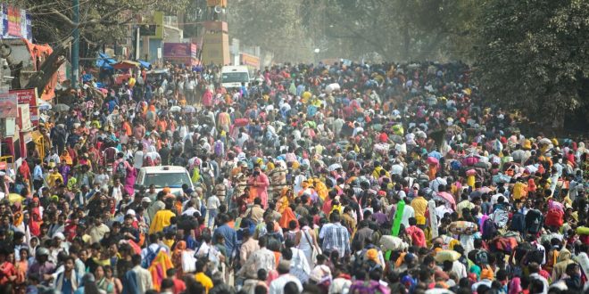 प्रयागराज/वाराणसी/अयोध्या: प्रयागराज समेत काशी और अयोध्या में भीषण जाम, MP के कई जिलों में बिगड़े हालात